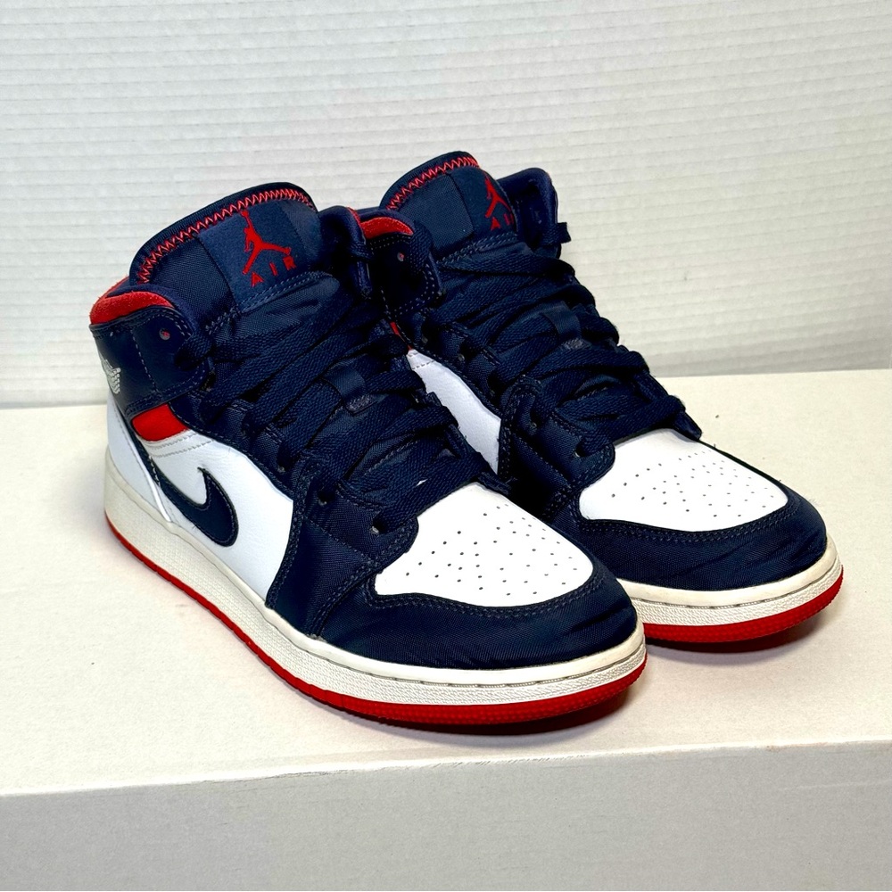 Air Jordan 1 SE Mid Olympic youth 6.5